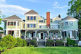 Saltair Inn Waterfront