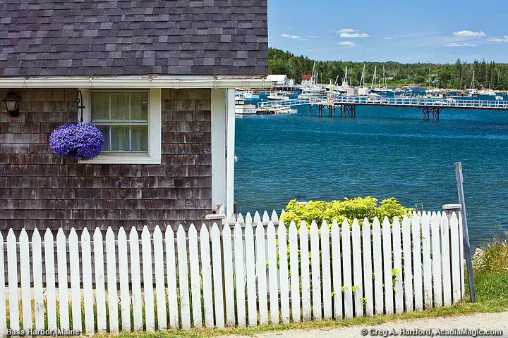 Maine Lobster Boat & Crew in Bass Harbor, Maine
