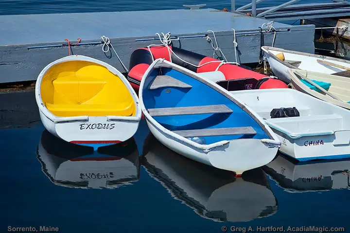 Dinghies at Sorrento Public Dock
