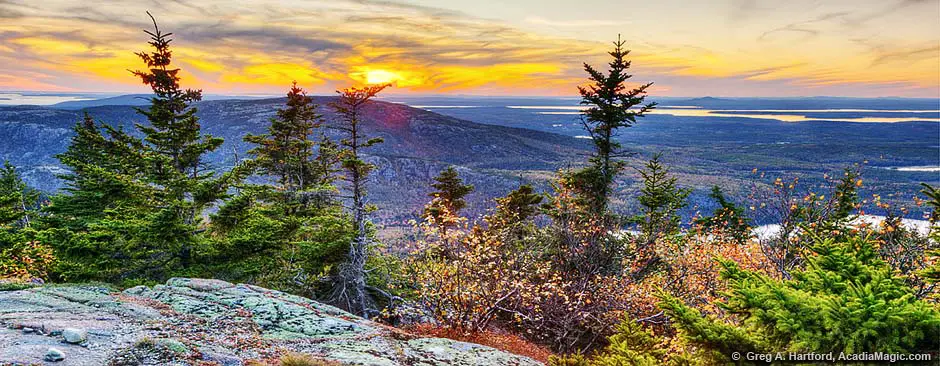 This shows an autumn scene looking west from Cadillac Mountain.